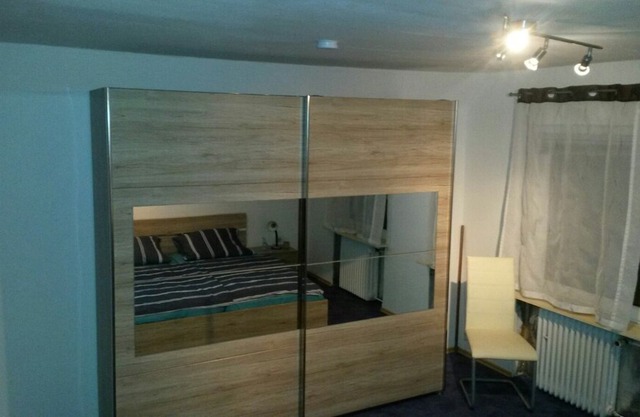 Holiday home for up to 8 people and enclosed garden, dogs welcome.