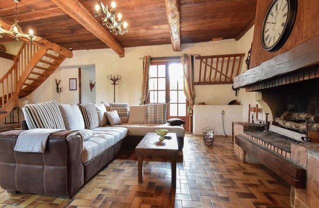 Holiday Home in Félines-Minervois with Pool