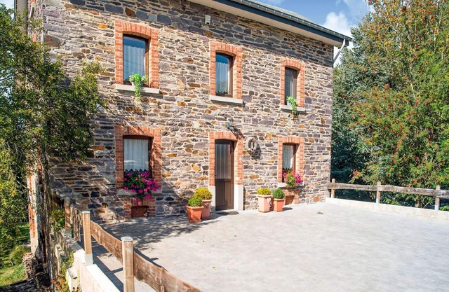 Holiday Home in Lierneux with Garden