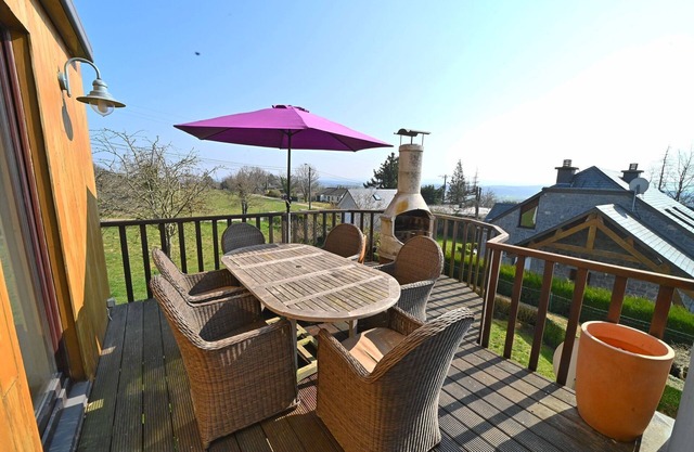 Holiday Home in Noiseux with BBQ Terrace