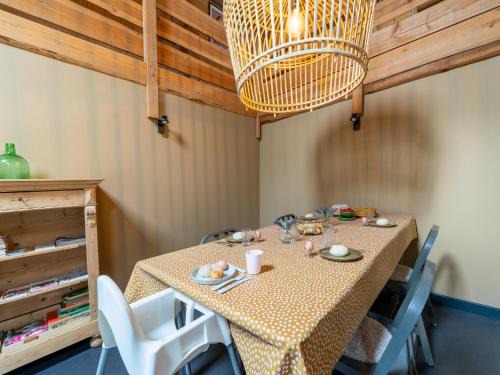 Holiday Home in Reest Valley near Forest & Pond, cleaning included