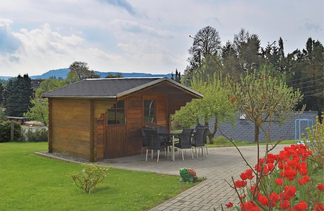 Holiday home in Saxon Switzerland - quiet location, big garden, grilling area