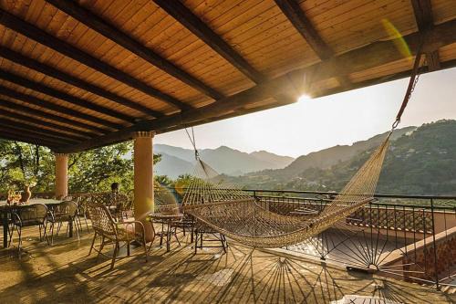 Holiday Home in Sicily with Pool & Views