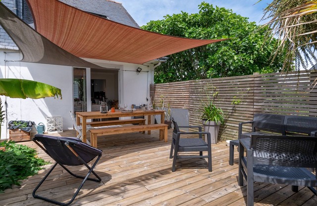 Holiday Home 'Jolie Maison Familiale' with Private Terrace, Private Garden and Wi-Fi