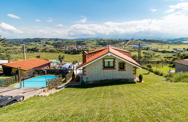 Holiday Home 'La Centinela' with Mountain Views, Private Pool and Wi-Fi