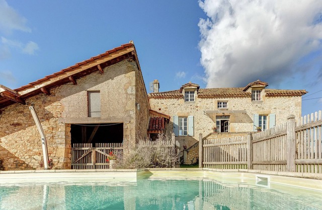 Holiday Home Loubejac with Pool Views