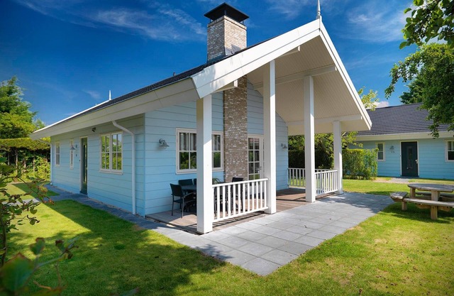 Holiday Home near Dutch Coast & Forest