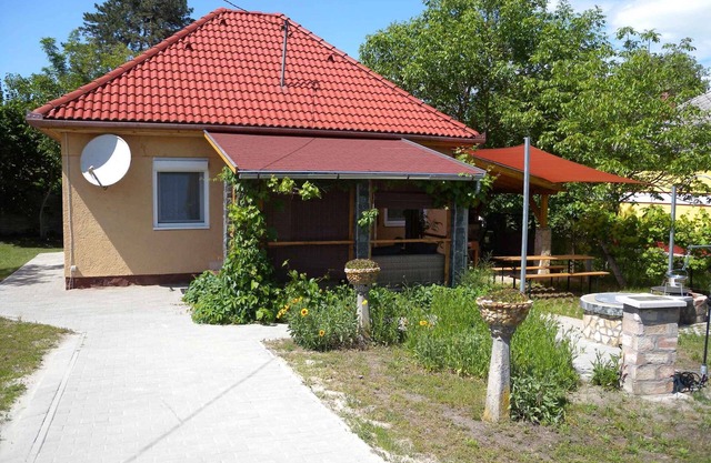 Holiday home only 200 m from the beach