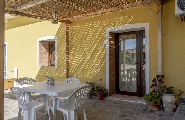Holiday Home S'Apposentu with Terraces, Air Conditioning & Wi-Fi