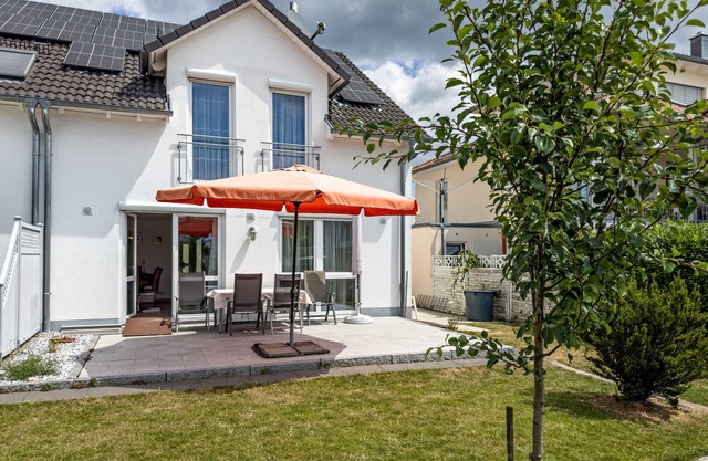 Holiday Home 'Storchennest' with Private Terrace, Private Garden and Wi-Fi