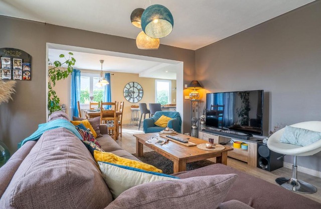 Holiday Home Ty Manolo by Interhome