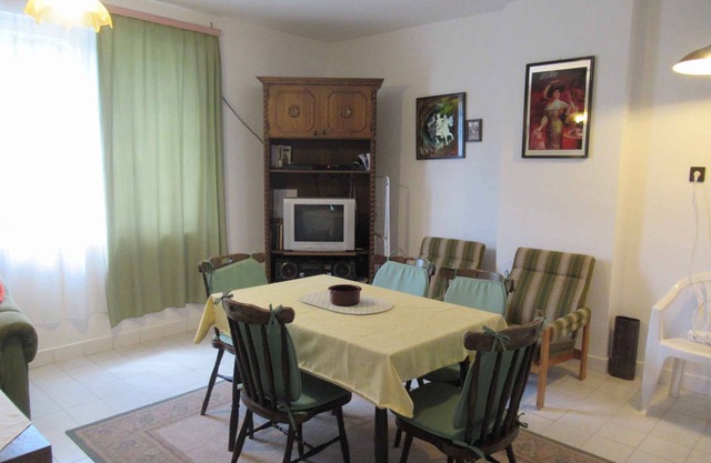 Holiday home with garden and only 300 m from the beach