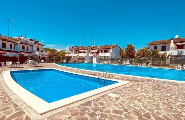 Holiday house Lido degli Scacchi for 1 - 5 persons with 2 bedrooms - Row house