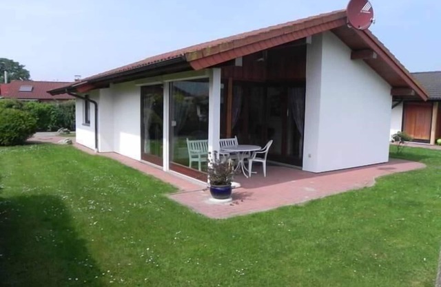 Holiday house Eckwarderhörne for 1 - 5 persons with 2 bedrooms - Holiday house