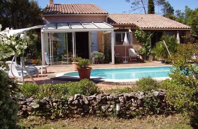 Holiday house Garéoult for 4 persons with 3 bedrooms - Holiday house