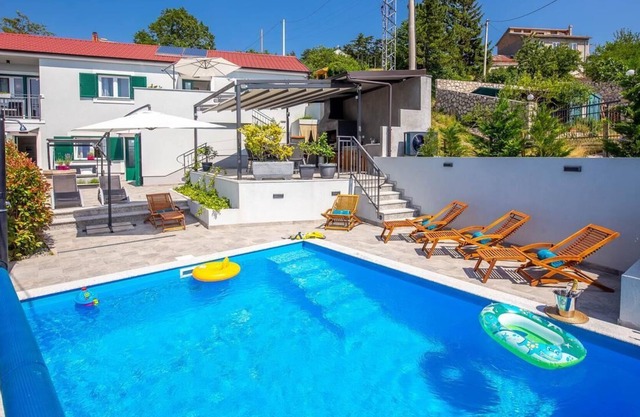 Holiday house Hreljin for 2 - 9 persons with 4 bedrooms - Holiday home