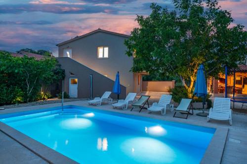 Holiday house Leone