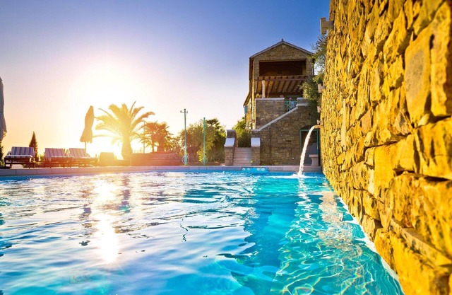 Holiday house Livade for 1 - 12 persons with 6 bedrooms - Farmhouse
