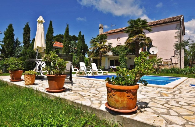 Holiday house Nova Vas for 1 - 6 persons with 3 bedrooms - Holiday house