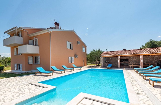 Holiday house Pasman (Ort) for 2 - 16 persons with 4 bedrooms - Holiday home