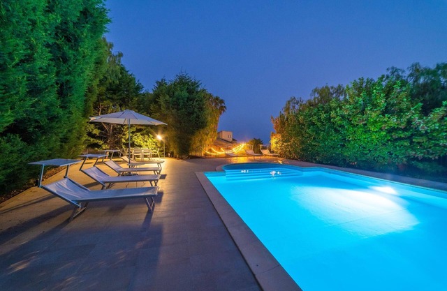 Holiday house Pedara for 1 - 11 persons with 4 bedrooms - Holiday home