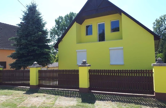 Holiday house Szõlõsgyörök for 1 - 8 persons with 3 bedrooms - Holiday house
