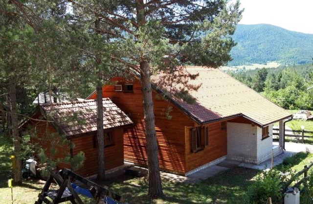 Holiday house Titova Korenica for 4 persons with 2 bedrooms - Holiday house