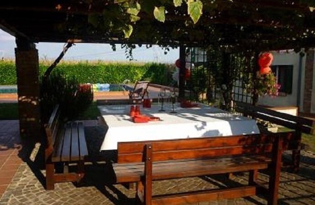 Holiday House with swimming pool near Padua and Venice