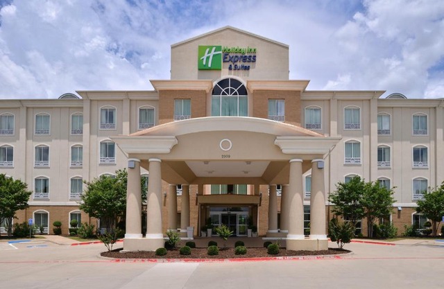 Holiday Inn Express Hotel Sherman Highway Ihg 