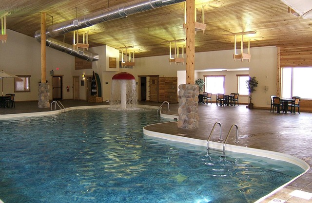 Holiday Inn Express Munising-Lakeview by IHG