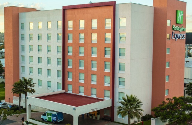 Holiday Inn Express Guadalajara Aeropuerto