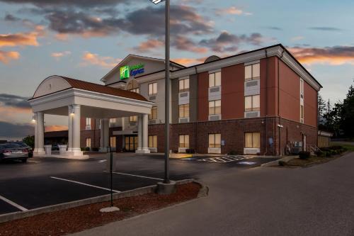 Holiday Inn Express Princeton/I-77 by IHG