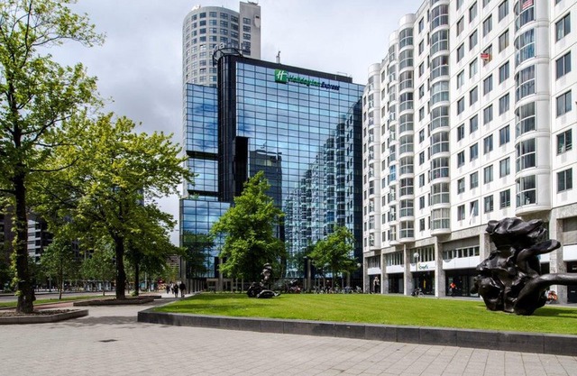 Holiday Inn Express Rotterdam - Central Station, an Ihg Hotel