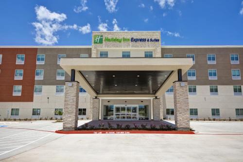Holiday Inn Express & Suites - Houston NASA - Boardwalk Area by IHG