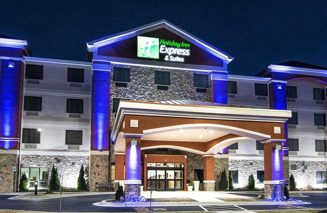 Holiday Inn Express & Suites Elkton - University Area by IHG