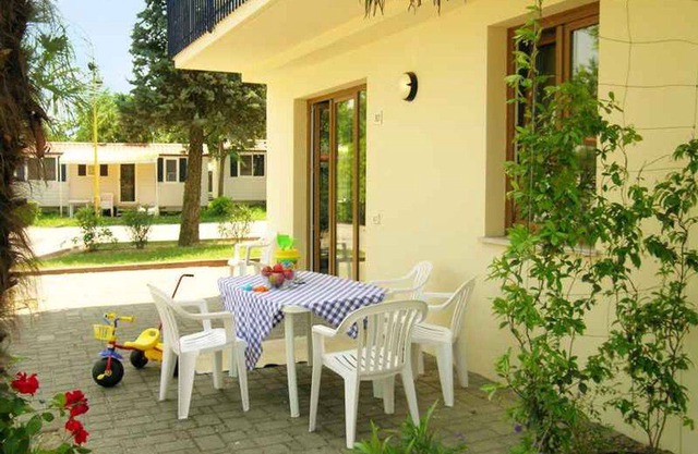 Holiday apartment on a campsite
