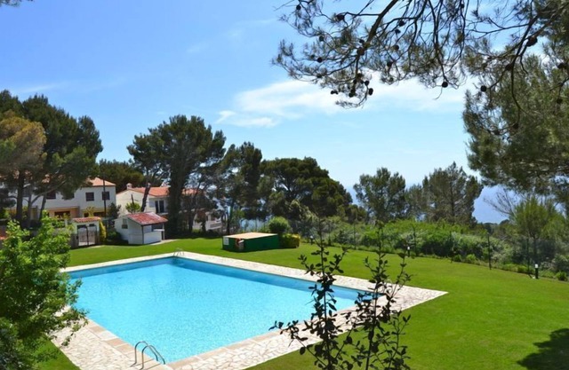 Holiday rental house with swimming pool in Begur, Sa Tuna