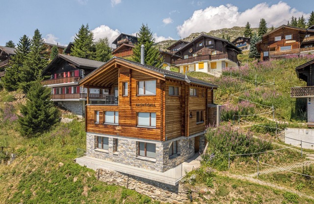 Holidays in the Aletsch Arena at the Aletsch Glacier in the Unesco World Natural