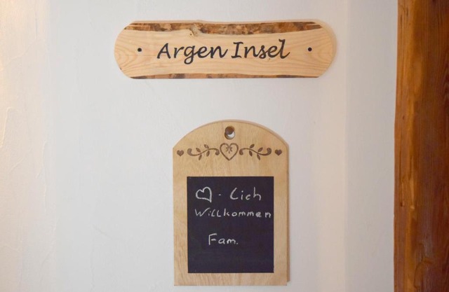 Holstein-Höfle, ArgenInsel