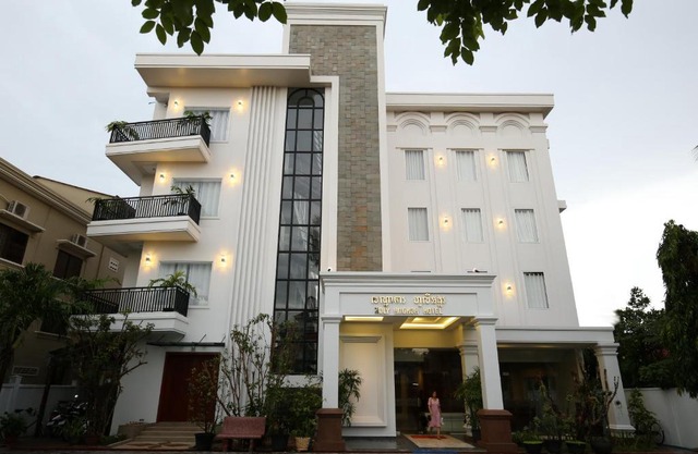 Holy Angkor Deluxe Hotel
