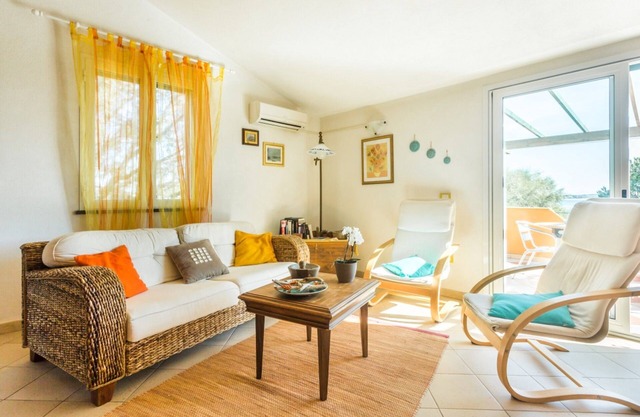home holiday sea view in Mandriola