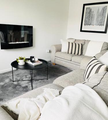Home in Solihull - Near NEC, BHX & Solihull Town Centre
