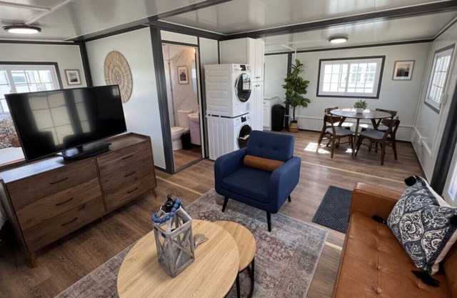 Home-like comfort in a tiny house- Monahans Texas