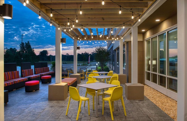 Home2 Suites By Hilton Fayetteville North
