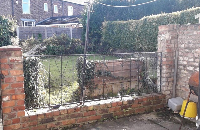 Homely 4-bed House in Manchester