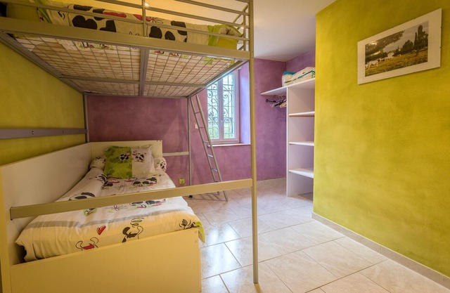 Homerez - Amazing house for 5 ppl. with garden and terrace at Mouterre-Silly