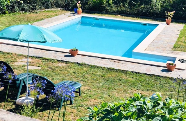 Homerez - Amazing house for 4 ppl. with shared pool and balcony at Águeda