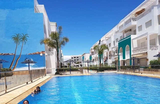 Homerez - Beautiful house 500 m away from the beach for 4 ppl. with shared pool