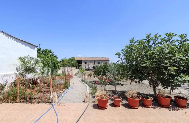 Homerez - Charming Apartment in Fuente Vaqueros 100 m²