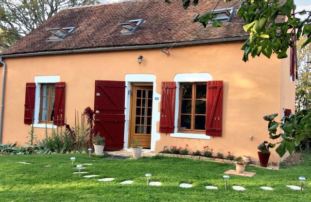 Homerez - House in Dampierre Sous Bouhy